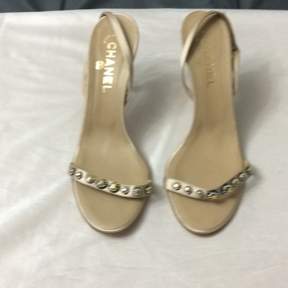Dressy sandals!!